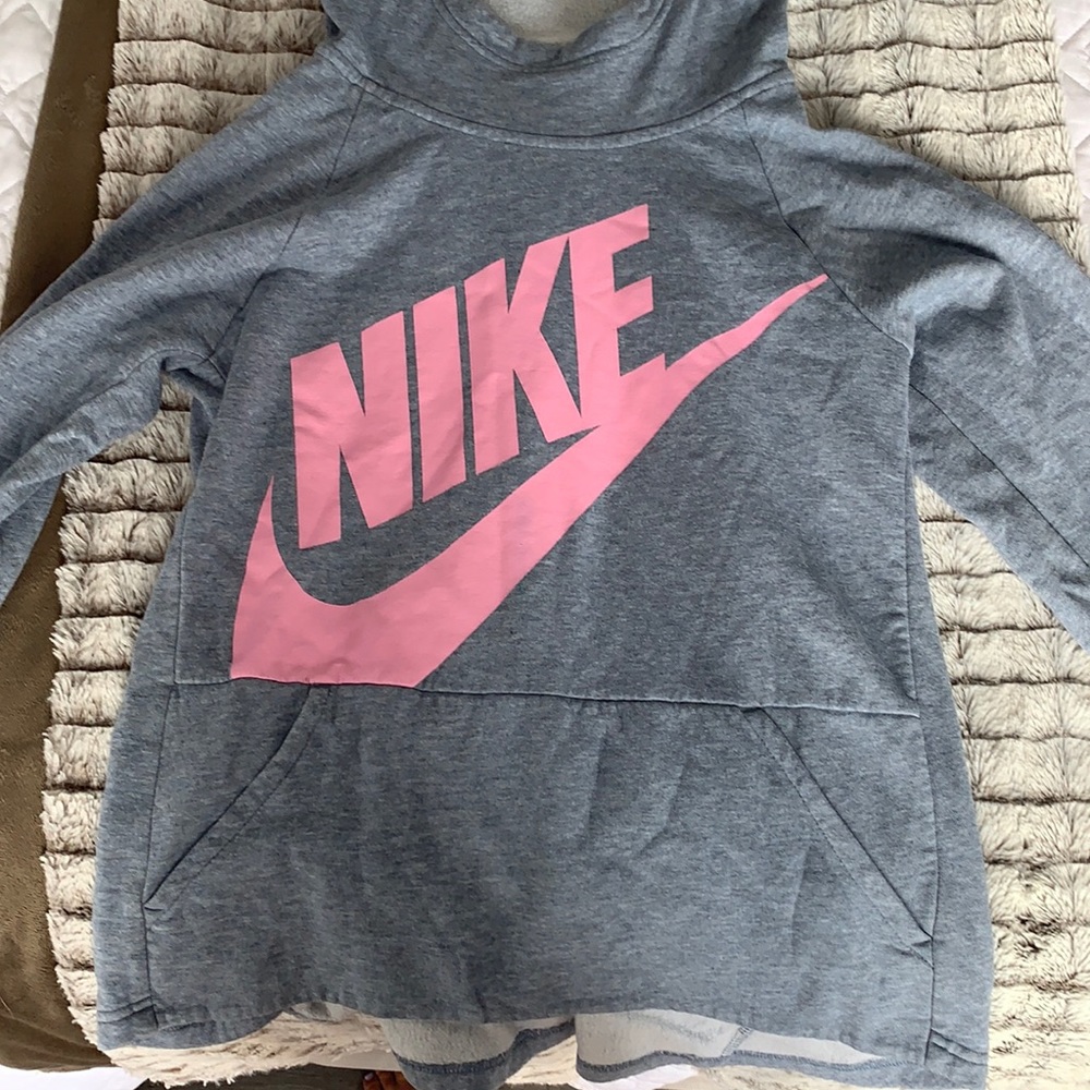 Nike Swoosh Sweatshirt with Hood